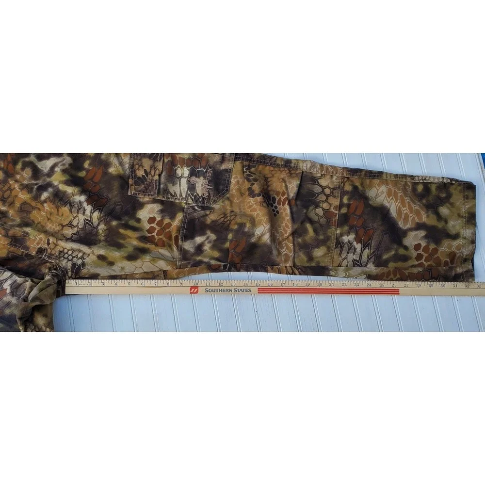 Kryptek Highlander Camo Double Knee Hunting Pants Mens Size XL‎ (Measures 40x32)